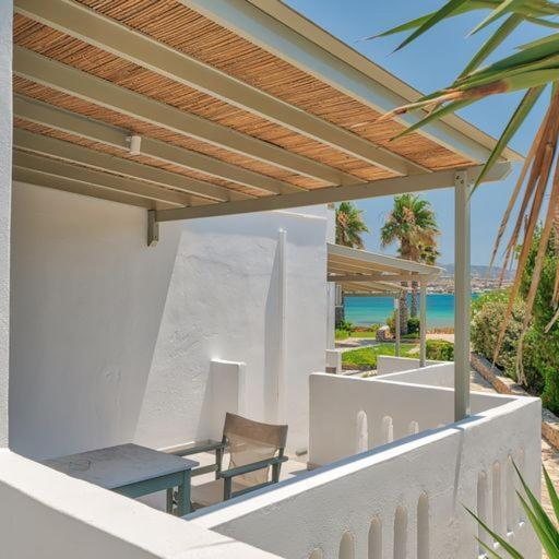 Marinatou Suites Antiparos Town Quarto foto