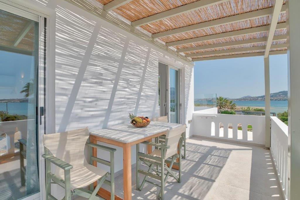 Marinatou Suites Antiparos Town Exterior foto